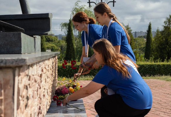 Волонтёры Победы Белгородской области почтили память Героев Курской битвы
